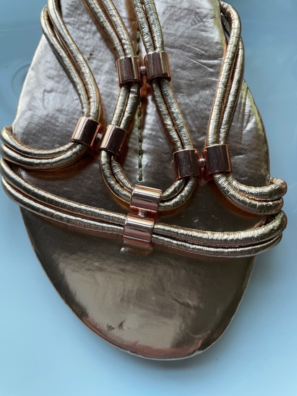 Elegant Gold Sandals - Picture 4 of 6